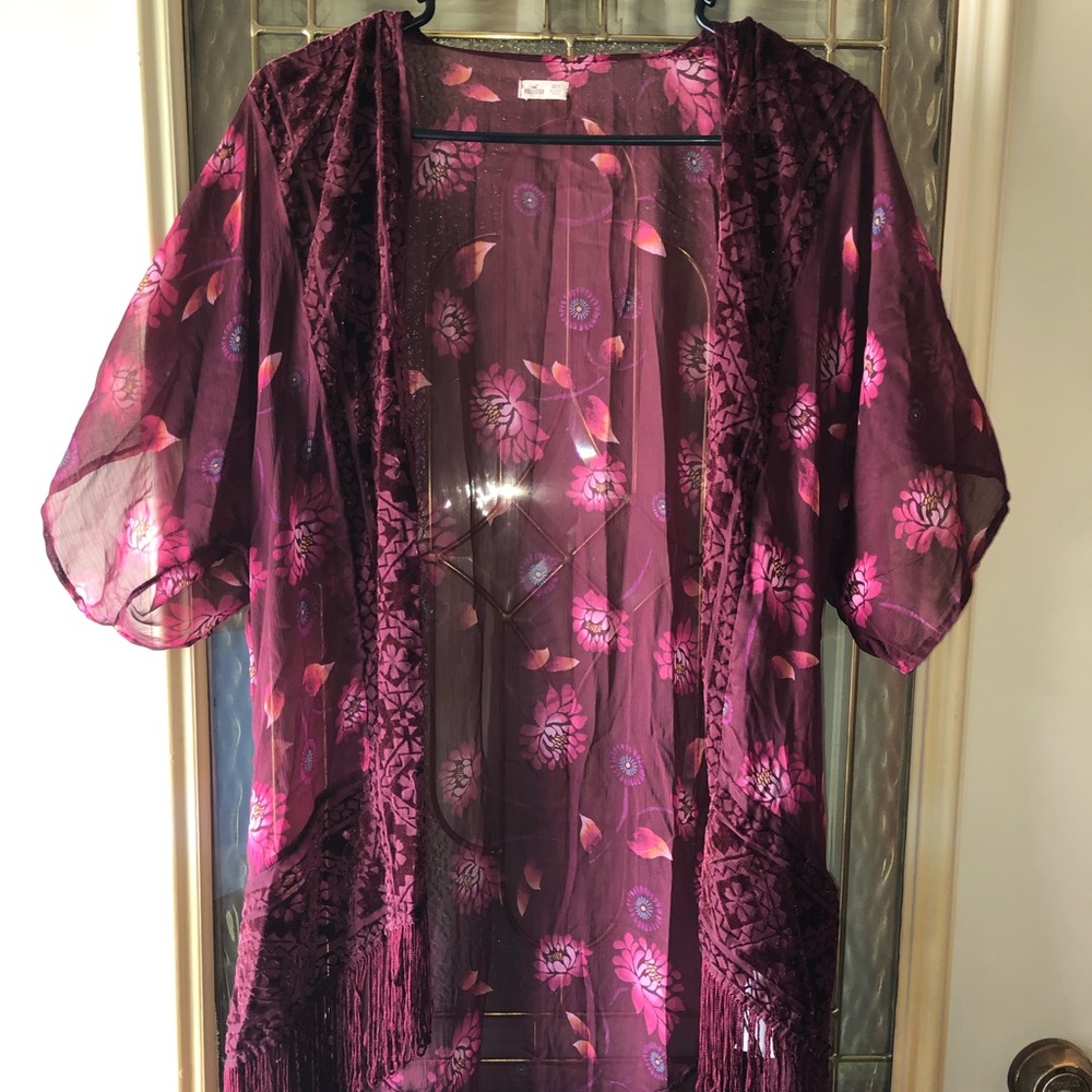 Flowery Red Hollister Kimmono